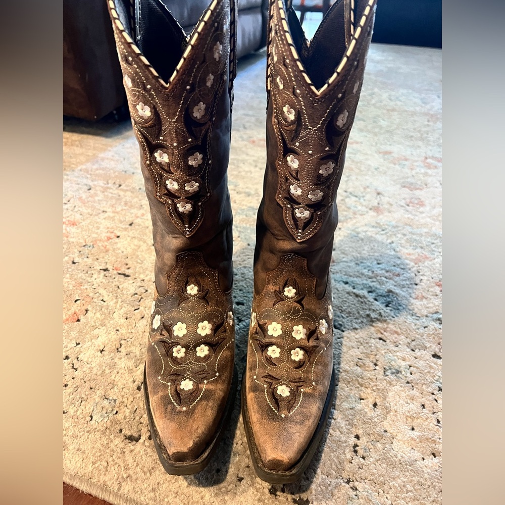 Durango cowgirl boots